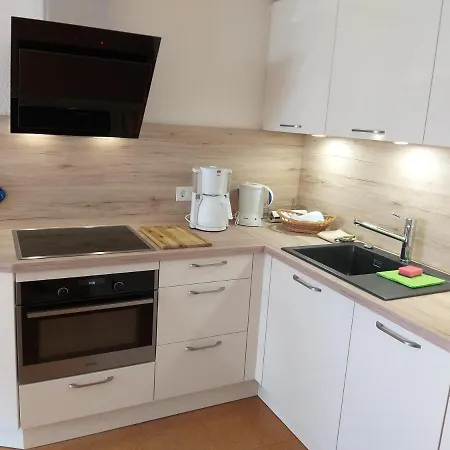 Zwei Ankerpatz 70 Qm Mit Loggia & Puppenstube 50 Qm Mit Gartenterrasse In Naehe Steinhuder * Hagenburg
