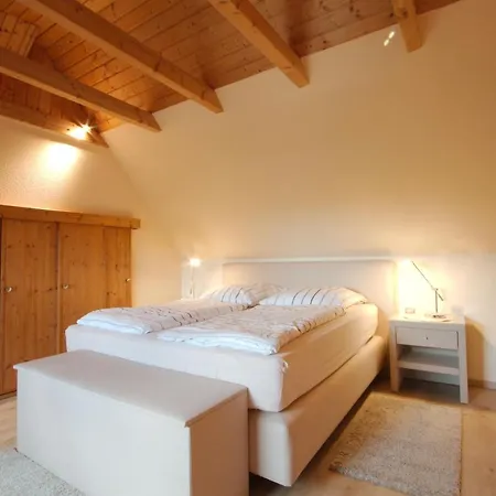 Zwei Ankerpatz 70 Qm Mit Loggia & Puppenstube 50 Qm Mit Gartenterrasse In Naehe Steinhuder דירה *
