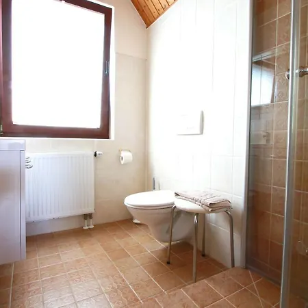 Zwei Ankerpatz 70 Qm Mit Loggia & Puppenstube 50 Qm Mit Gartenterrasse In Naehe Steinhuder Hagenburg