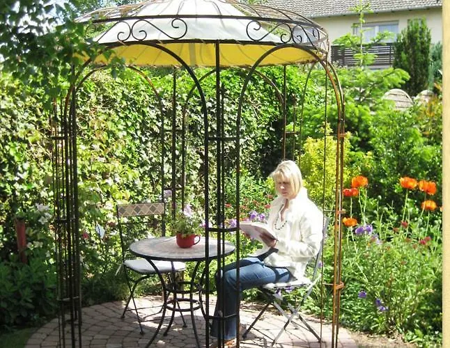 Zwei Ankerpatz 70 Qm Mit Loggia & Puppenstube 50 Qm Mit Gartenterrasse In Naehe Steinhuder Appartement *
