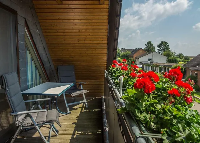Appartement Zwei Ankerpatz 70 Qm Mit Loggia & Puppenstube 50 Qm Mit Gartenterrasse In Naehe Steinhuder *